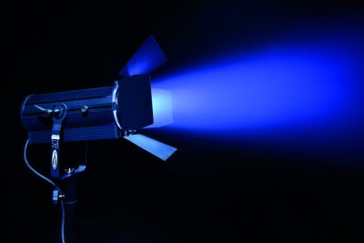 Showtec ACT Fresnel 150 RGBAL, kompakt 150 W RGBAL teater-LED-Fresnel#5