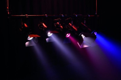 Showtec ACT Fresnel 150 RGBAL, kompakt 150 W RGBAL teater-LED-Fresnel#6